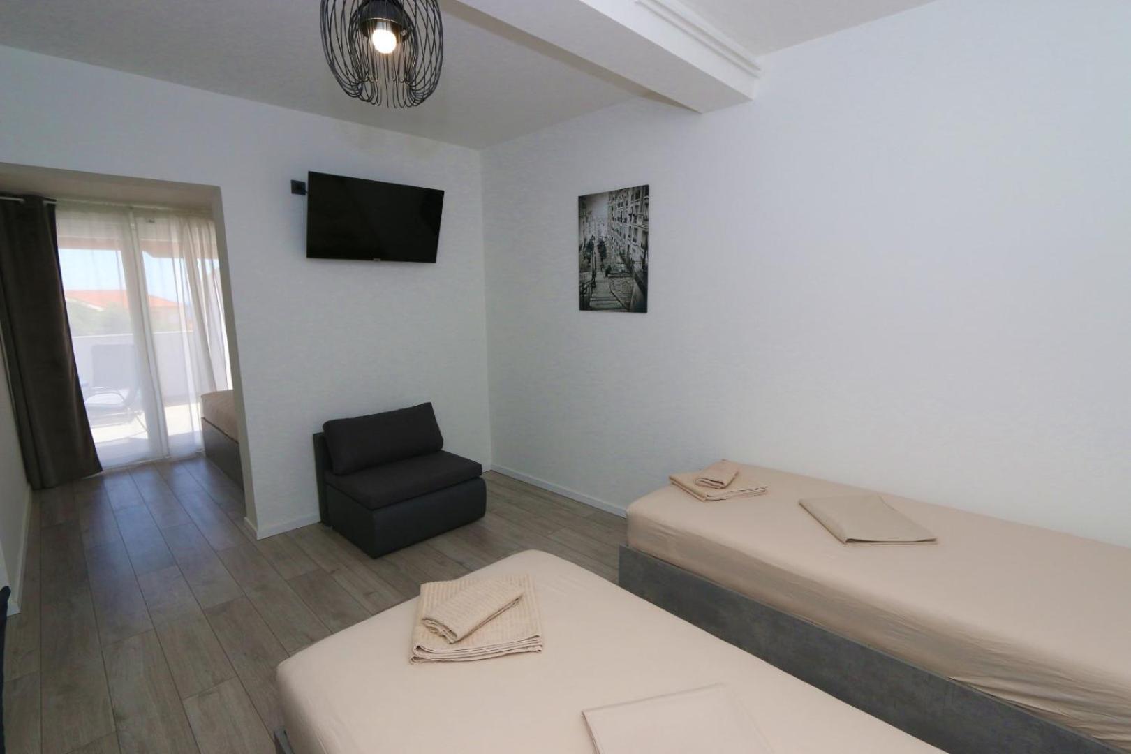 Pansion Comfort Sidro Novalja Exterior photo