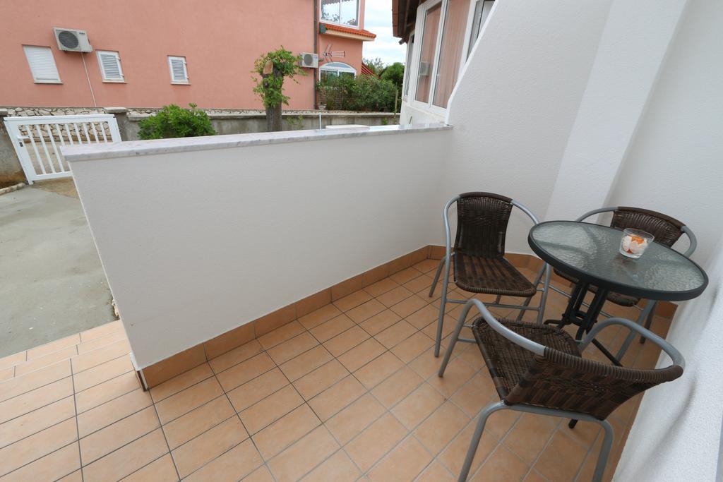 Pansion Comfort Sidro Novalja Room photo